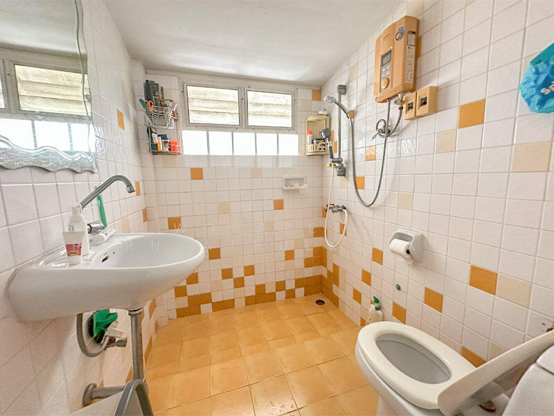 Single House at Bang Phlat – Prime Location near Tang Hua Seng & Sanghi Bridge, Only 8.9 MB‼, bangkok, สิรินธร 7, Bang Bamru, Bang Phlat, Bangkok, 3 Bedrooms, 200 sqm, Single Detached House For Sale, by Worazett pornpatpulkasaim, 60192443 - DDproperty.com