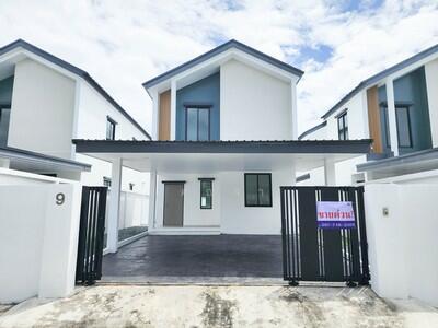 ขาย - บ้านเดี่ยว 2 ชั้น หลังใหม่ มือหนึ่ง 3 นอน 3 น้ำ ใช้สอยกว่า 210 ตร.ม. ซอย ทวีวัฒนา 25 แยก 13, กรุงเทพ