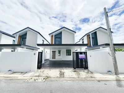 ขาย - บ้านเดี่ยว 2 ชั้น หลังใหม่ มือหนึ่ง 3 นอน 3 น้ำ ใช้สอยกว่า 210 ตร.ม. ซอย ทวีวัฒนา 25 แยก 13, กรุงเทพ