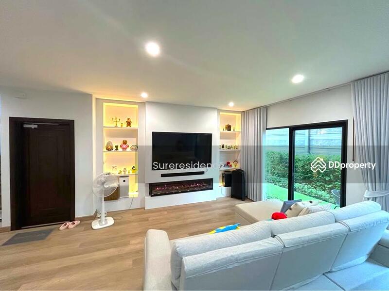 For Rent - Baan Klang Muang Classe Ratchayothin, Bangkok