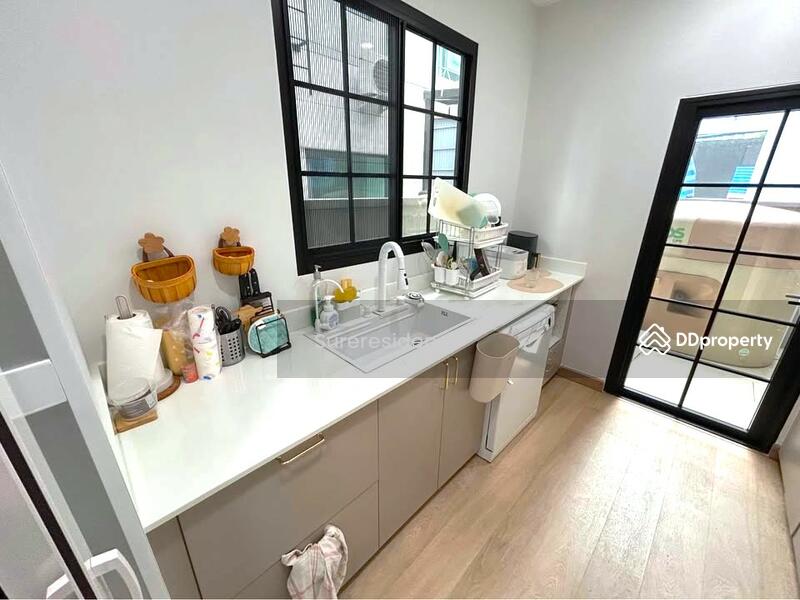 For Rent - Baan Klang Muang Classe Ratchayothin, Bangkok