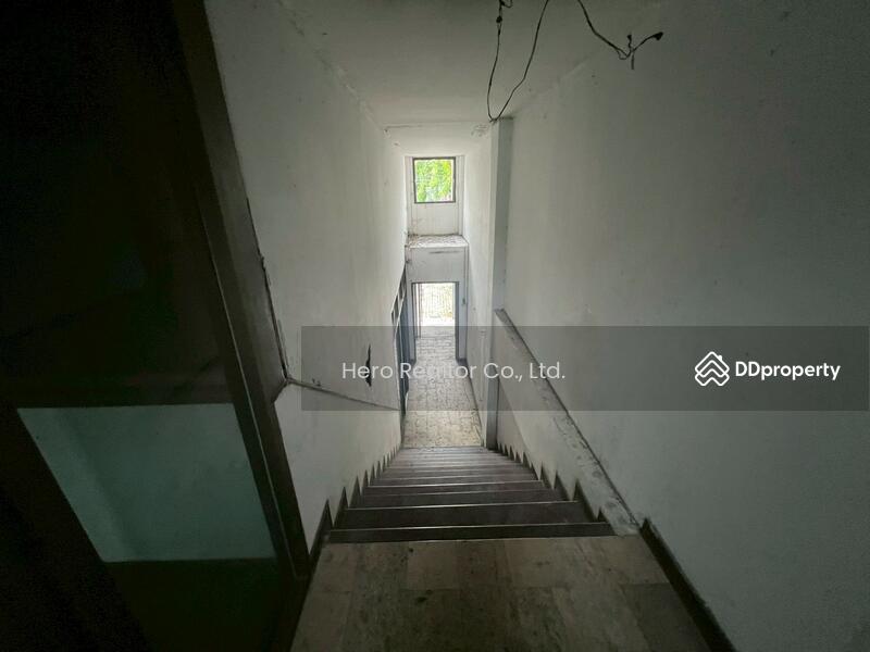 For Rent - For Rent Bangkok Shophouse Sukhumvit BTS Bang Chak BRE23046, Bangkok