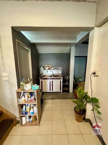 ขาย - ขาย บ้านแฝด ชลบุรี ราคาไม่เกิน 2 ล้าน โซนเมืองพนัสฯ, ชลบุรี