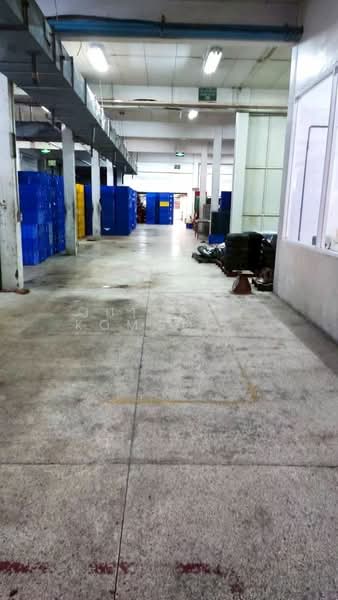 ขาย - ขายโรงงานพร้อมที่ดินขนาด 2 ไร่ 3 งาน 47 ตร.ว. ย่านนิคมอุตสาหกรรมลาดกระบัง ทำเลดี เดินทางสะดวก, กรุงเทพ