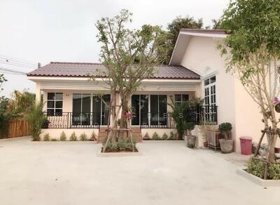 ขาย - โรงแรมพร้อมกิจการบางละมุง ชลบุรี, ชลบุรี