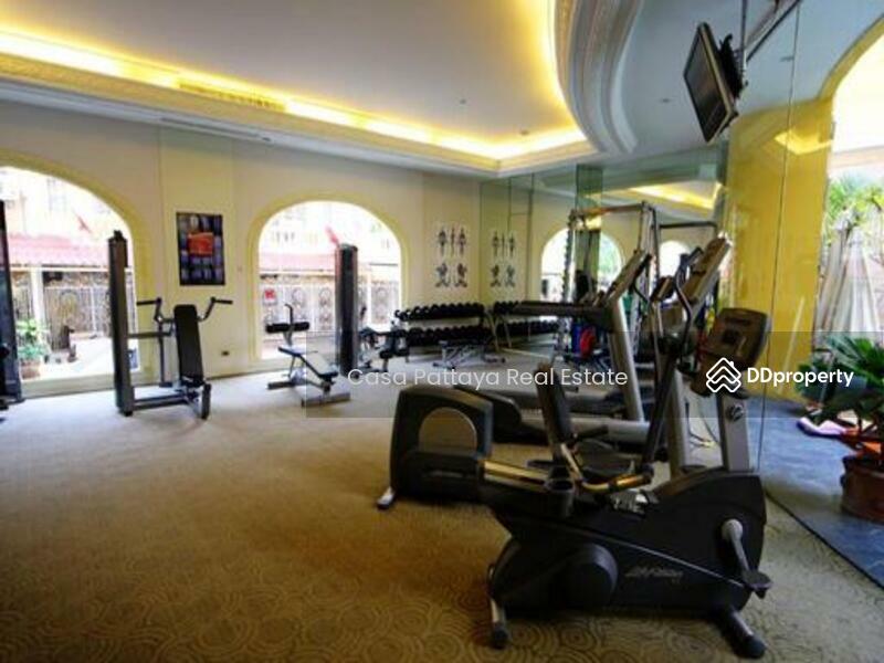 For Sale - An excellent investment opportunity to operate a 90-room hotel, Chon Buri
