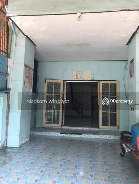 For Sale - 4-Bedroom Townhouse, Bangkok
