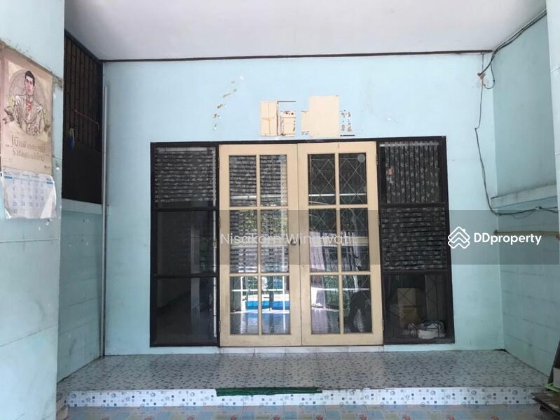For Sale - 4-Bedroom Townhouse, Bangkok