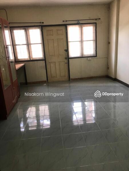For Sale - 4-Bedroom Townhouse, Bangkok