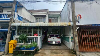 ขาย - ขาย ทาวน์เฮาส์ 3 ห้องนอน 2 ห้องน้ำ ทำเลทองสุทธิสาร ซอย อินทามระ 41, กรุงเทพ