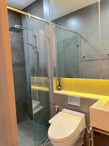 The Esse at Singha Complex, Bangkok, 1788 New Petchaburi Rd, Khlongtoei Nua, Watthana, Bangkok, 1 Bedroom, 35 sqm, Condo For Rent, by Nami E., 60195673 - DDproperty.com