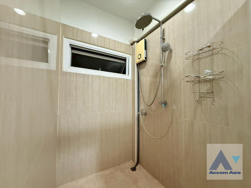 For Sale - Home Office Newly renovated Homeoffice 3.5 story - Next to Sirinrat & Monarom Building UNIT DETAIL, Bangkok