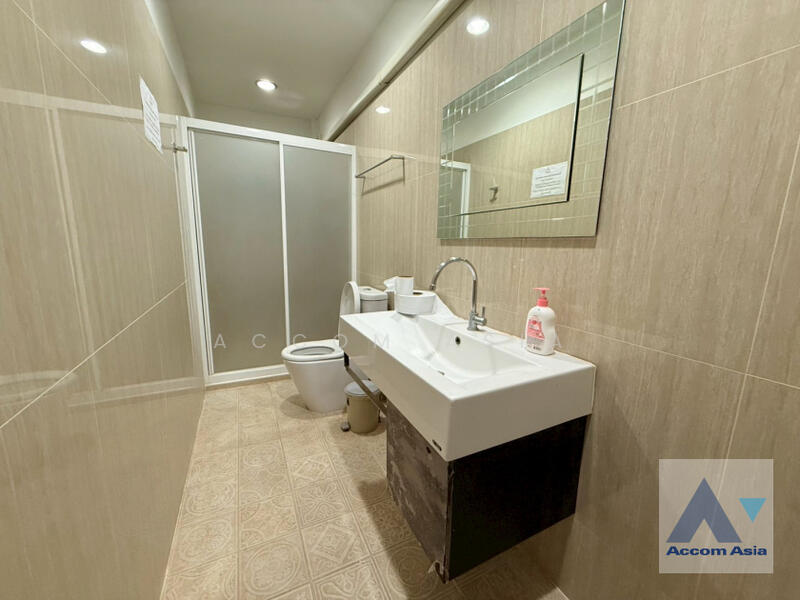 For Sale - Home Office Newly renovated Homeoffice 3.5 story - Next to Sirinrat & Monarom Building UNIT DETAIL, Bangkok