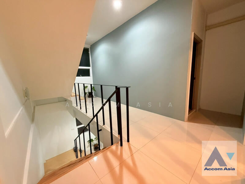 For Sale - Home Office Newly renovated Homeoffice 3.5 story - Next to Sirinrat & Monarom Building UNIT DETAIL, Bangkok