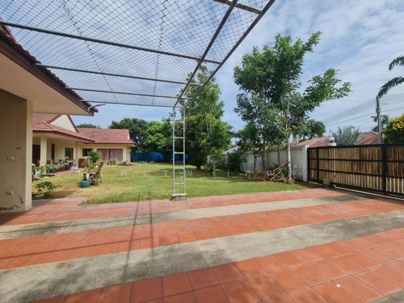 ขาย - ต.บางเสร่ อ.สัตหีบ จ.ชลบุรี, ชลบุรี