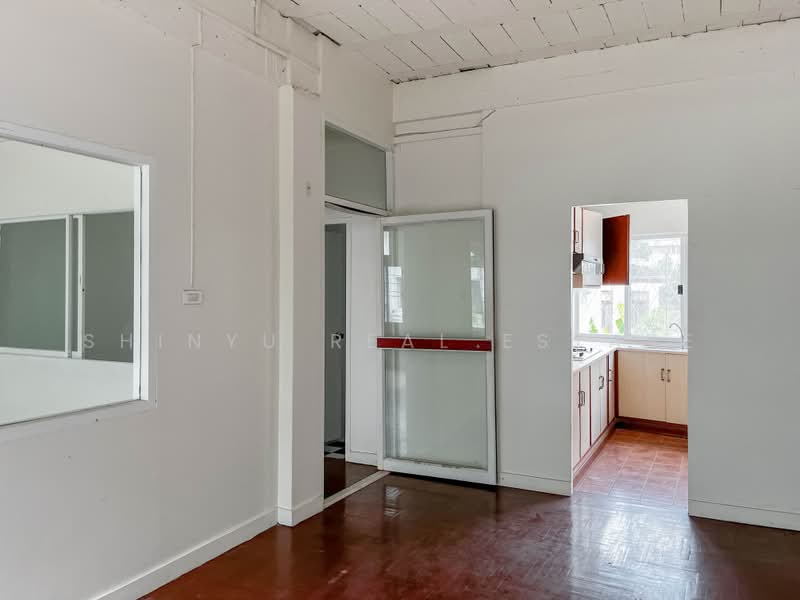 S.P. Mansion Thonglor, Bangkok, 12/11 ทองหล่อ, Khlong Tan Nua, Watthana, Bangkok, 3 Bedrooms, 144 sqm, Townhouse For Sale, by Shinyu Real Estate, 60196641 - DDproperty.com
