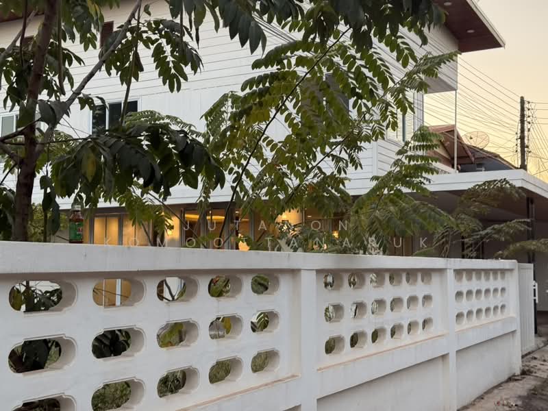 ขาย - ขายบ้านเดี่ยว 2 ชั้น 100 ตร.ว. ติดถนนริมโขงเวียงคุก เมืองหนองคาย, หนองคาย