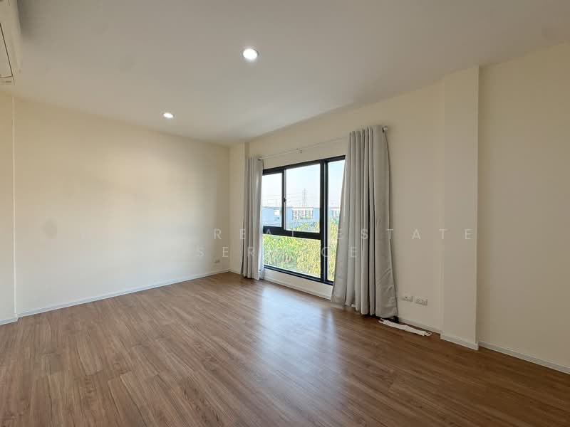 Baan Klang Muang The Edition Rama 9-Pattanakarn, Bangkok, Motorway Road, Prawet, Prawet, Bangkok, 4 Bedrooms, 222 sqm, Semi-Detached House (Twin House) For Sale, by HOME Real Estate Service, 60197532 - DDproperty.com