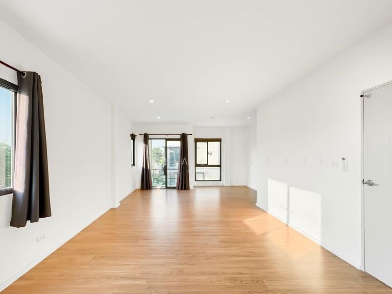 For Sale - Baan Klang Muang The Edition Rama 9-Pattanakarn, Bangkok