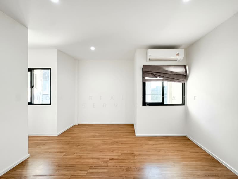 For Sale - Baan Klang Muang The Edition Rama 9-Pattanakarn, Bangkok