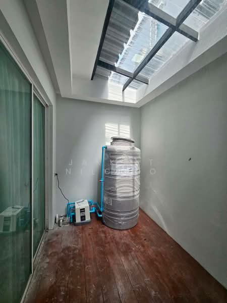 Areeya Daily Kaset-Nawamintr, Bangkok, Ladplakhao Road, Chorake Bua, Lat Phrao, Bangkok, 3 Bedrooms, 160 sqm, Townhouse For Sale, by Jakkrit Nilchoo, 60197968 - DDproperty.com