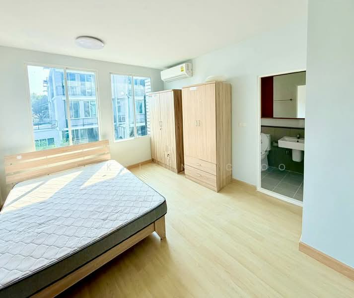 Areeya Daily Kaset-Nawamintr, Bangkok, Ladplakhao Road, Chorake Bua, Lat Phrao, Bangkok, 3 Bedrooms, 160 sqm, Townhouse For Sale, by Jakkrit Nilchoo, 60197968 - DDproperty.com