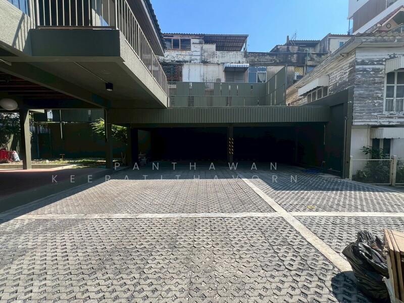 ให้เช่า - บ้านเดี่ยว 2 ชั้น ติดถนนประติพัทธ์, กรุงเทพ