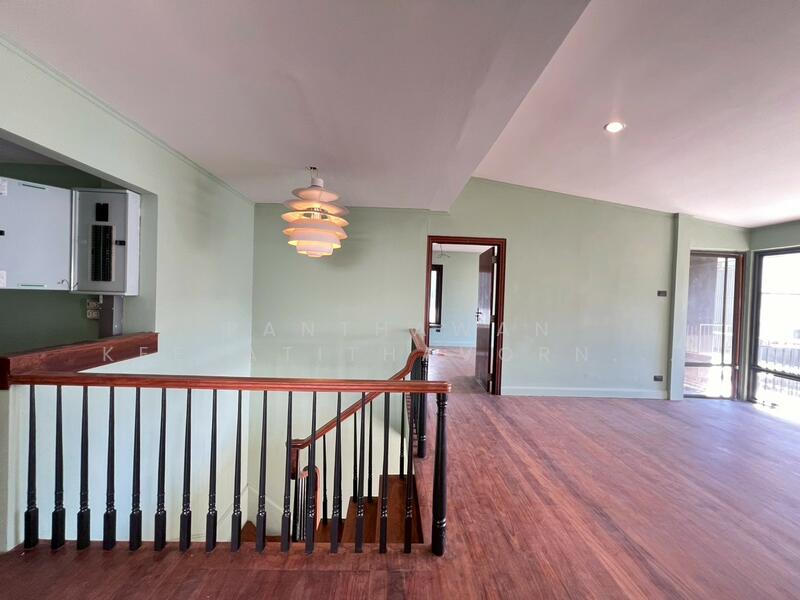 ให้เช่า - บ้านเดี่ยว 2 ชั้น ติดถนนประติพัทธ์, กรุงเทพ