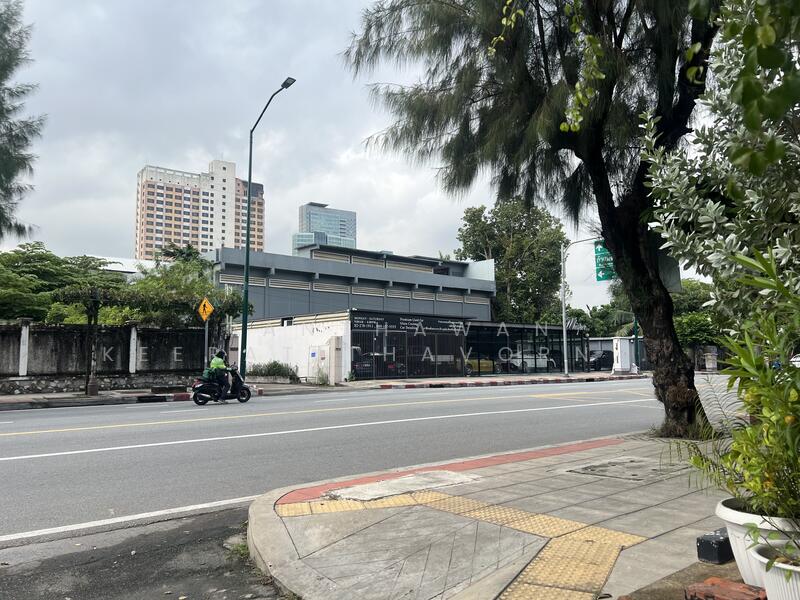 For Sale - ขายบ้านเดี่ยว 2 ชั้น ติดถนนประติพัทธ์, Bangkok