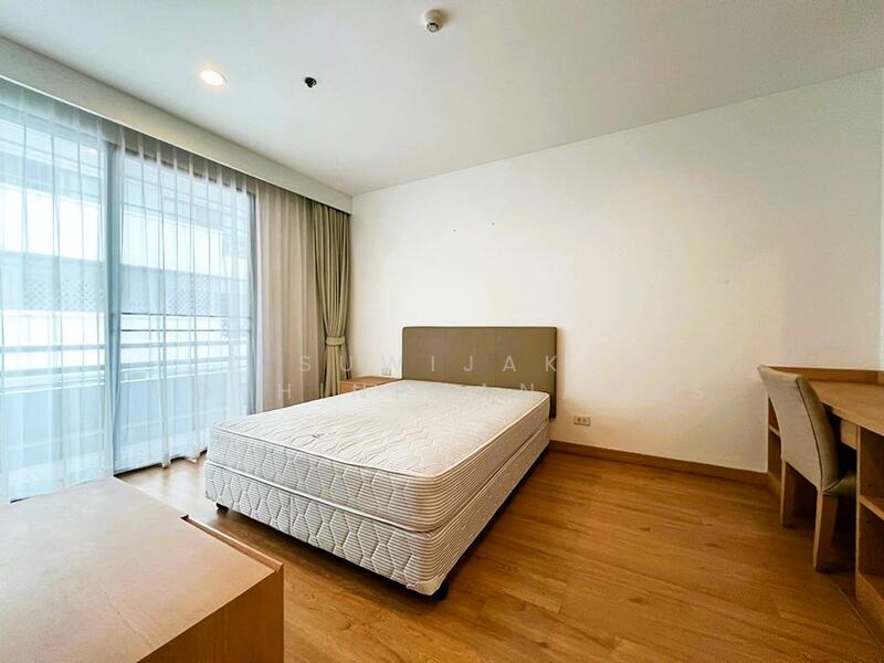 For Rent - Charoenjai Place, Bangkok