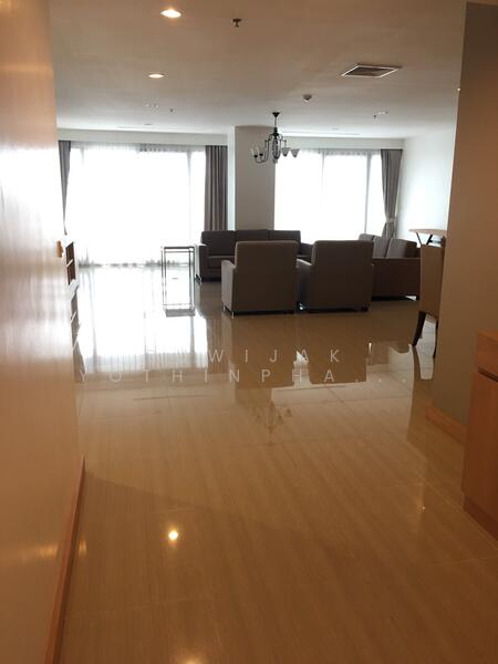 For Rent - Charoenjai Place, Bangkok