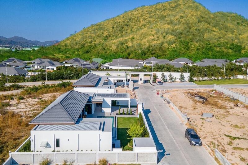 Hillside Hamlet 10, Prachuap Khiri Khan, Thap Tai, Hua Hin, Prachuap Khiri Khan, 3 Bedrooms, 349 sqm, Villa For Sale, by Jon Martin, 60201247 - DDproperty.com