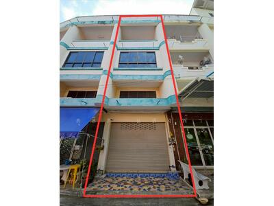 ขาย - ขายอาคารพาณิชย์3ชั้นครึ่่ง ทำเลดีติดถนน ใกล้แยกอัสสัมชัญ ศรีราชา, ชลบุรี