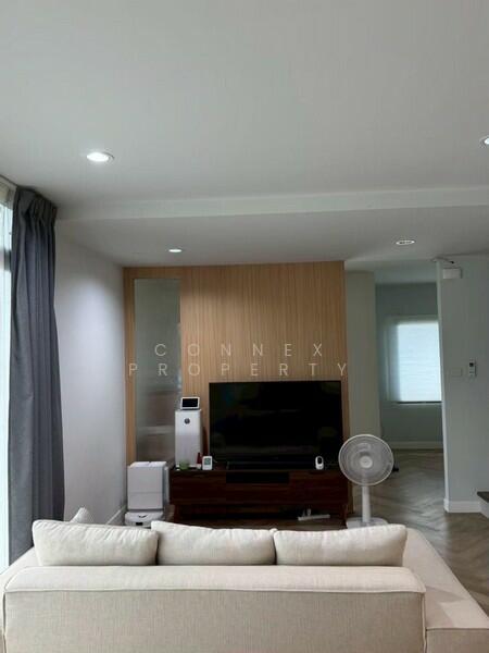 ขาย - Como Botanica Bangna : โคโม่ โบทานิก้า บางนา, สมุทรปราการ