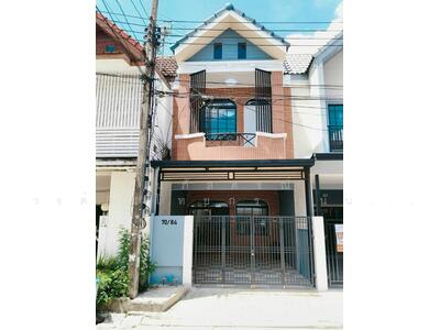 ขาย - Loet Ubon Raminthra : เลิศอุบล รามอินทรา, กรุงเทพ