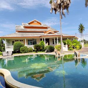 ขาย - พัทยา - นาจอมเทียน ตำบลนาจอมเทียน อำเภอสัตหีบ จังหวัดชลบุรี, ชลบุรี