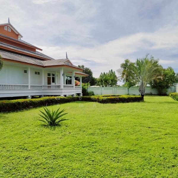 For Sale - พัทยาฝั่งเขา - พัทยานาจอมเทียน ตำบลนาจอมเทียน อำเภอสัตหีบ จังหวัดชลบุรี, Chon Buri