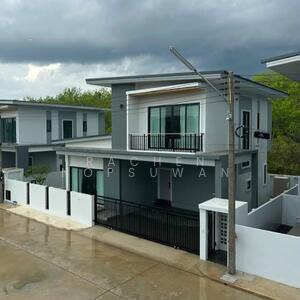 ขาย - ขาย บ้านเดี่ยว 2 ชั้น ใกล้บ้านพรุ-สนามบินหาดใหญ่ 3 ห้องนอน ขนาด 54.3 ตร.วา #ขาย 3.99 ล้านบาท, สงขลา