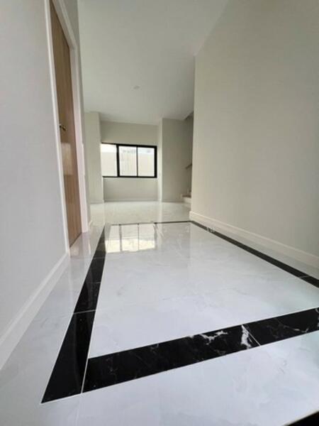 For Sale - ต.บางพระ อ.ศรีราชา จ.ชลบุรี, Chon Buri