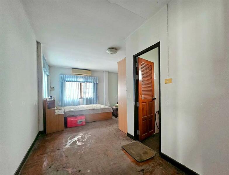 For Sale - Lert Piyawan, Bangkok