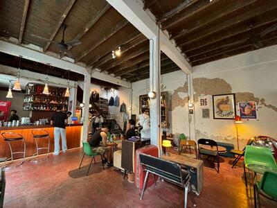 ขาย - ขายตึกแถว 2 คูหา 32วา ย่านเยาวราช ทรงวาด ถนนมังกร ข้างโรงเรียนเผยอิง, กรุงเทพ