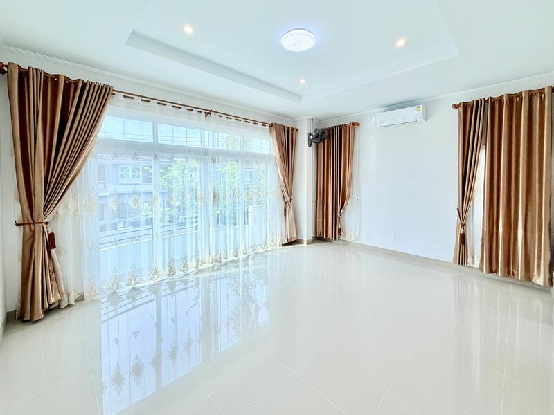 ขาย - หมู่บ้านศุภาลัยการ์เด้นวิลล์ -บ้านพรุ หาดใหญ่ บ้านเดี่ยว 2 ชั้น หลังมุม 76.6 ตร.ว. ขาย 5.3 ล้าน, สงขลา