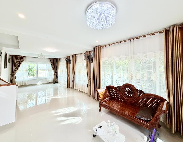 ขาย - หมู่บ้านศุภาลัยการ์เด้นวิลล์ -บ้านพรุ หาดใหญ่ บ้านเดี่ยว 2 ชั้น หลังมุม 76.6 ตร.ว. ขาย 5.3 ล้าน, สงขลา