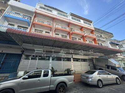 ขาย - ขายอาคารพาณิชย์ 5 ชั้น 4 คูหา ขนาด 80 ตารางวา ทำเลดี พระราม 2 ซอย 34 ใกล้เซ็นทรัล พระราม 2, กรุงเทพ