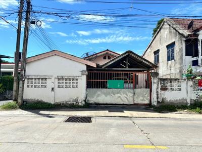 ขาย - บ้านเดี่ยวพร้อมที่ดินศรีราชา ชลบุรี, ชลบุรี