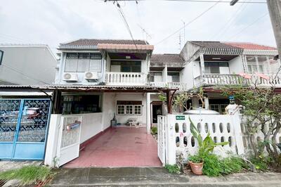 ขาย - ขายทาวน์เฮ้าส์ 2ชั้น 27ตร.วา ม.พรทวี สุขุมวิท 101 ปุณณวิถี 47 พระโขนง, กรุงเทพ