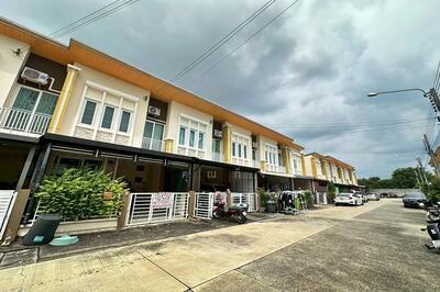 ขาย - Golden Town 2 Onnut-Ladkrabang : โกลเด้น ทาวน์ 2 อ่อนนุช-ลาดกระบัง, กรุงเทพ