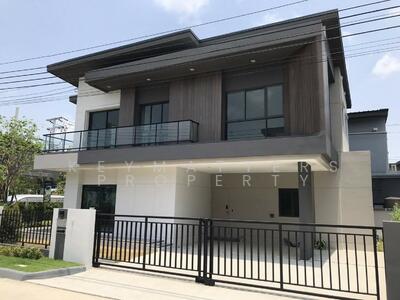 ขาย - VENUE ID Petchkasem 81 : เวนิว ไอดี เพชรเกษม 81, กรุงเทพ