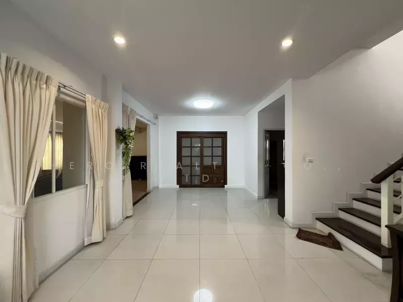 For Rent - Krong Thong Villa Park Rama 9, Bangkok