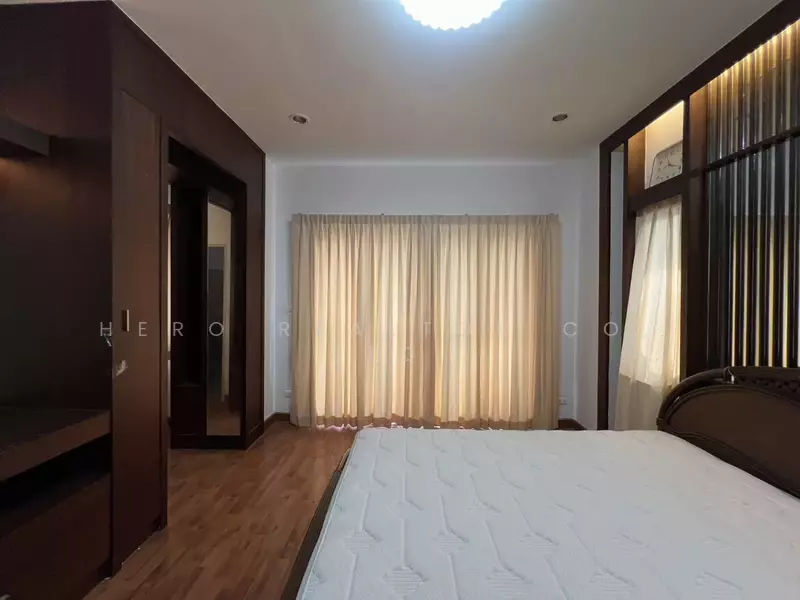For Rent - Krong Thong Villa Park Rama 9, Bangkok